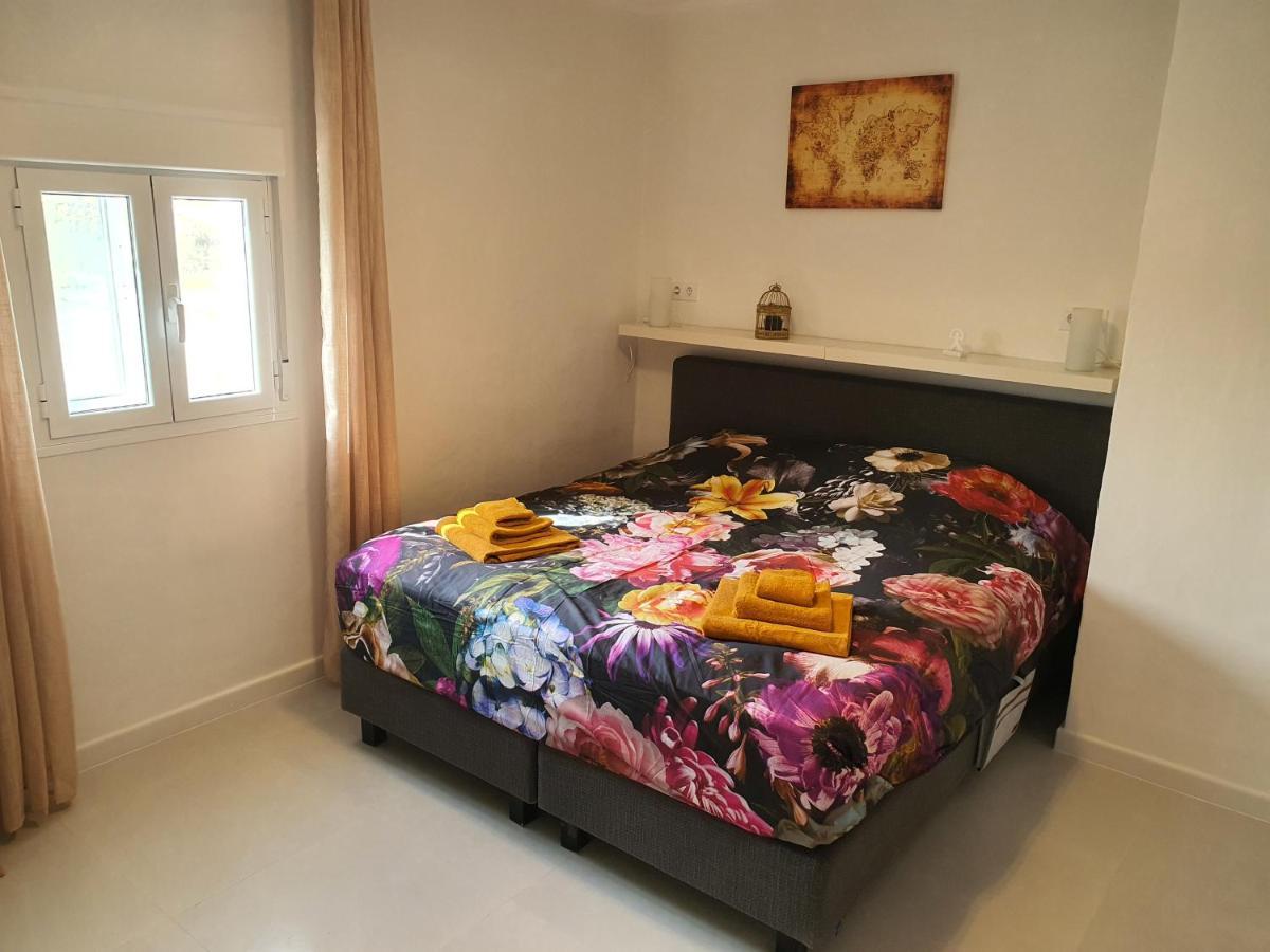 Bed and Breakfast Casa Nuestro Sueno Ория Экстерьер фото